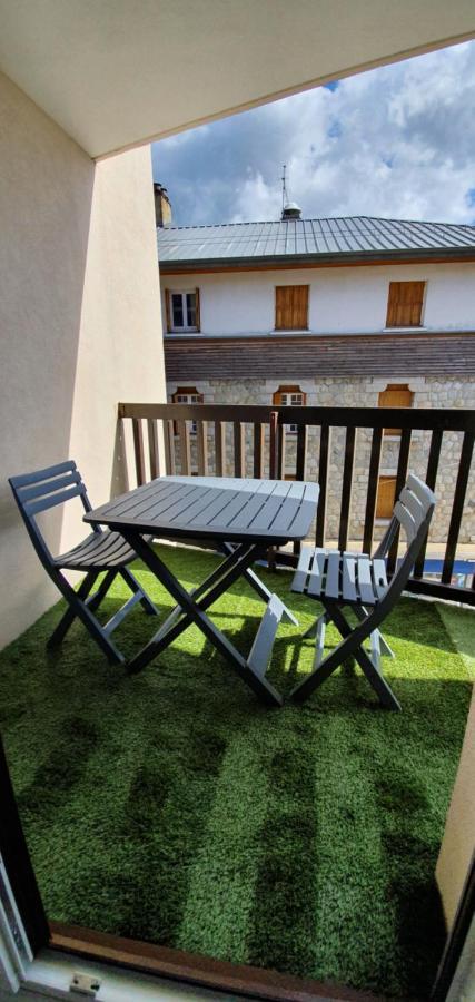 Apt Cosy, 4 Pers, Plein Centre Ville, Parking Offert Font-Romeu-Odeillo-Via Zewnętrze zdjęcie